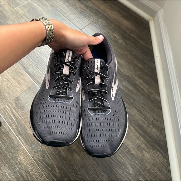 Brooks Ghost 13 black white 9 - Picture 4 of 8